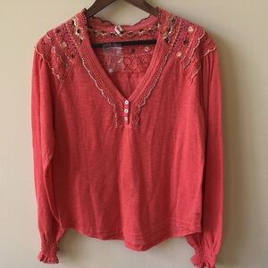 NWOT Women's Coral Long-Sleeve Embroidered V-Neck Top